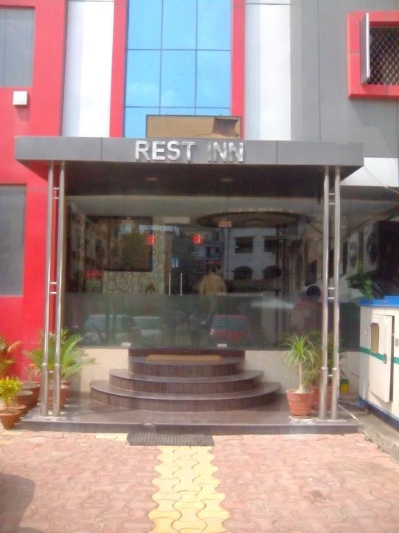 Hotel Rest 2*