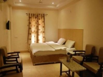 Rest 2* Lucknow