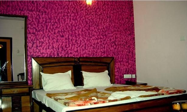 Hotel Rest Lucknow
